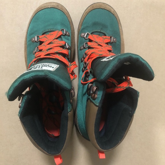 The North Face Boots - Picture 2 of 7